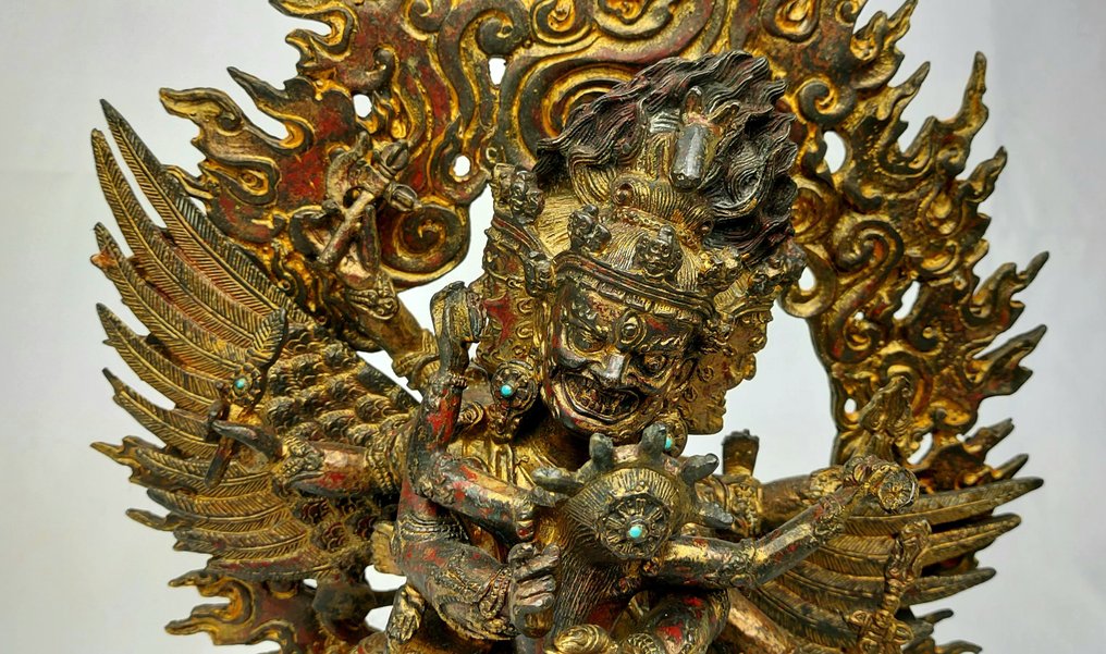 Staty - Förgylld brons, Turkos - Bodhisattva, Mahakala - Tantric Wrathful Buddhist Diety with Consort - Nepal - 1900-talet #2.2