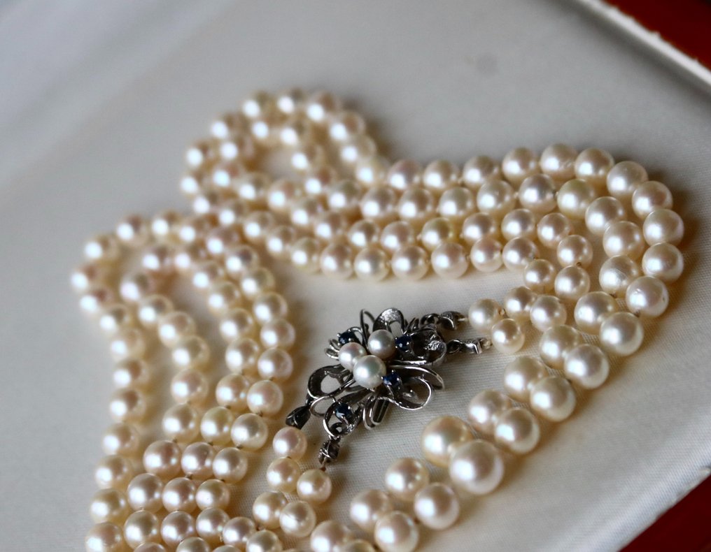 Necklace - 14 kt. White gold, Akoya pearls Pearl - Sapphire - 2 row Japanese sea Pearls #3.3