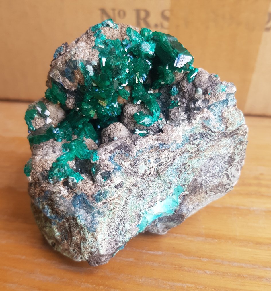 Dioptase - MUSEUM - Very aesthetic- 322 g #1.2