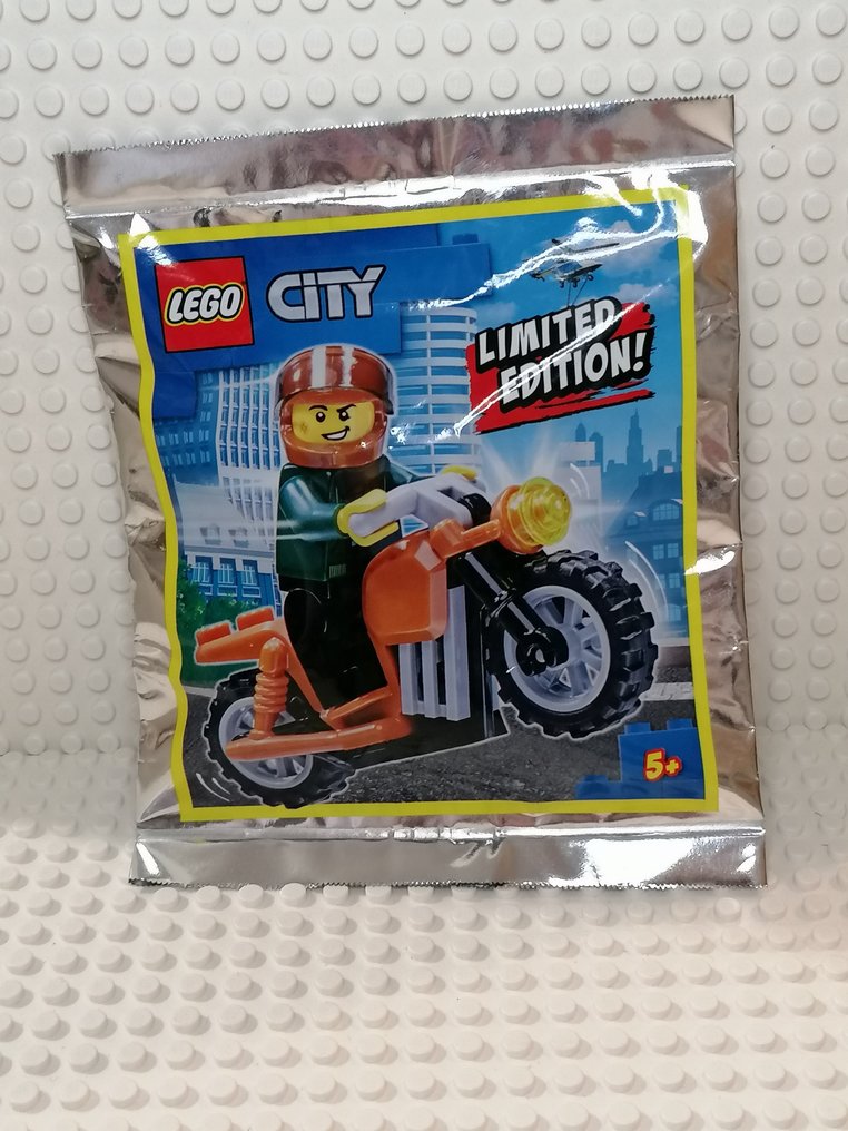LEGO - lego new 1x paper pack & 8x foil pack CITY #1.2