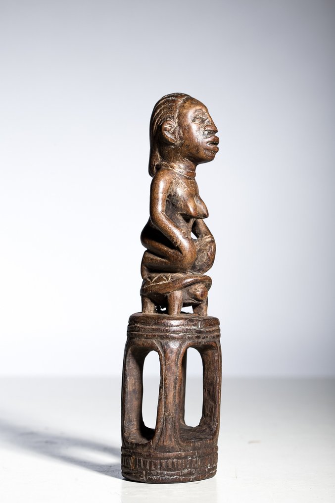 Funerary statue - Bakongo - DR Congo  (No Reserve Price) #1.1