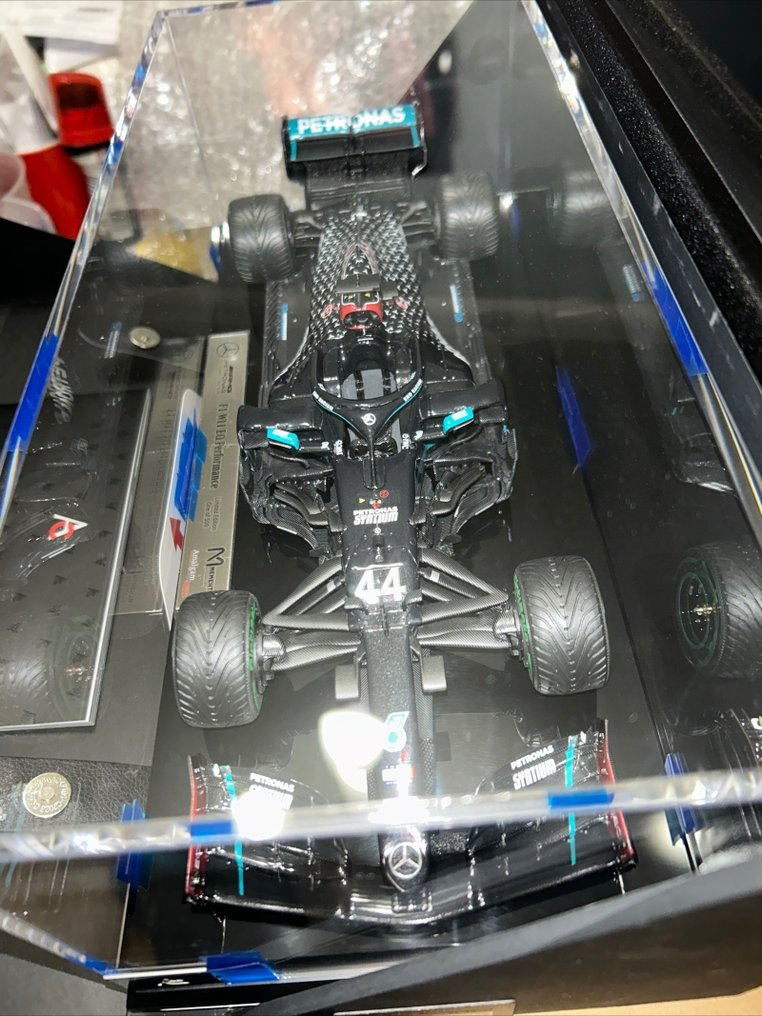 Amalgam 1:18 - Voiture miniature - Formula 1 Lewis Hamilton 2020 Mercedes Benz AMG W11 EQ Turkish GP - Édition limitée 500 pièces #1.1
