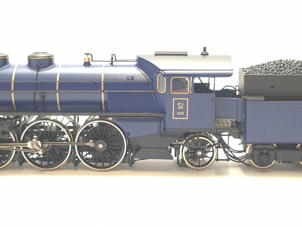 Roco H0 - 61472 - 蒸汽火車 (1) - 火車組「175 Jahre K.Bay.Sts.B」配有蒸汽機車 S3/6 和 Prinzregentenwagen - K.Bay.Sts.B #3.2