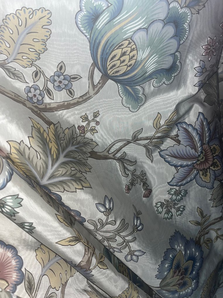 Blooming Shine: tecido com tema botânico - Têxtil - 600 cm - 140 cm #3.2