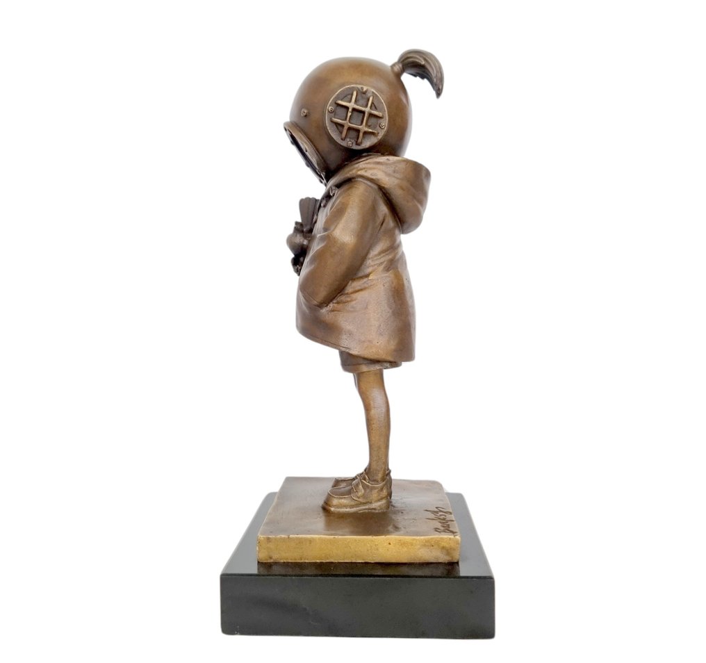 Γλυπτό, Girl with diving helmet - 34 cm - Μπρούντζος, Μάρμαρο #4.3