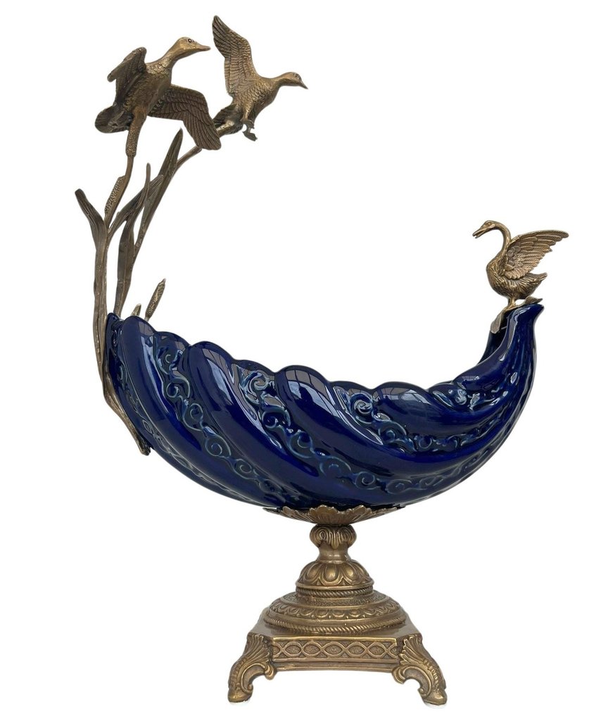 Centrepiece  - Bronze, Porcelain #1.1