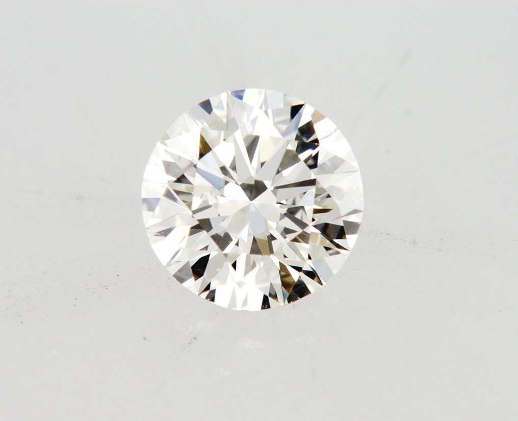 1 pcs Diamant  (Natürlich)  - 0.59 ct - Rund - J - VS1 - Gemological Institute of America (GIA) #1.1