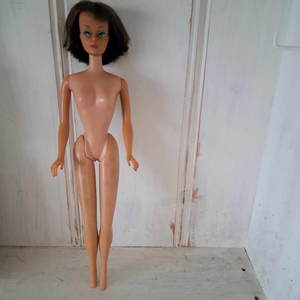 Mattel  - 芭比娃娃 met buigbare benen - 1960-1970 - 日本 #1.1