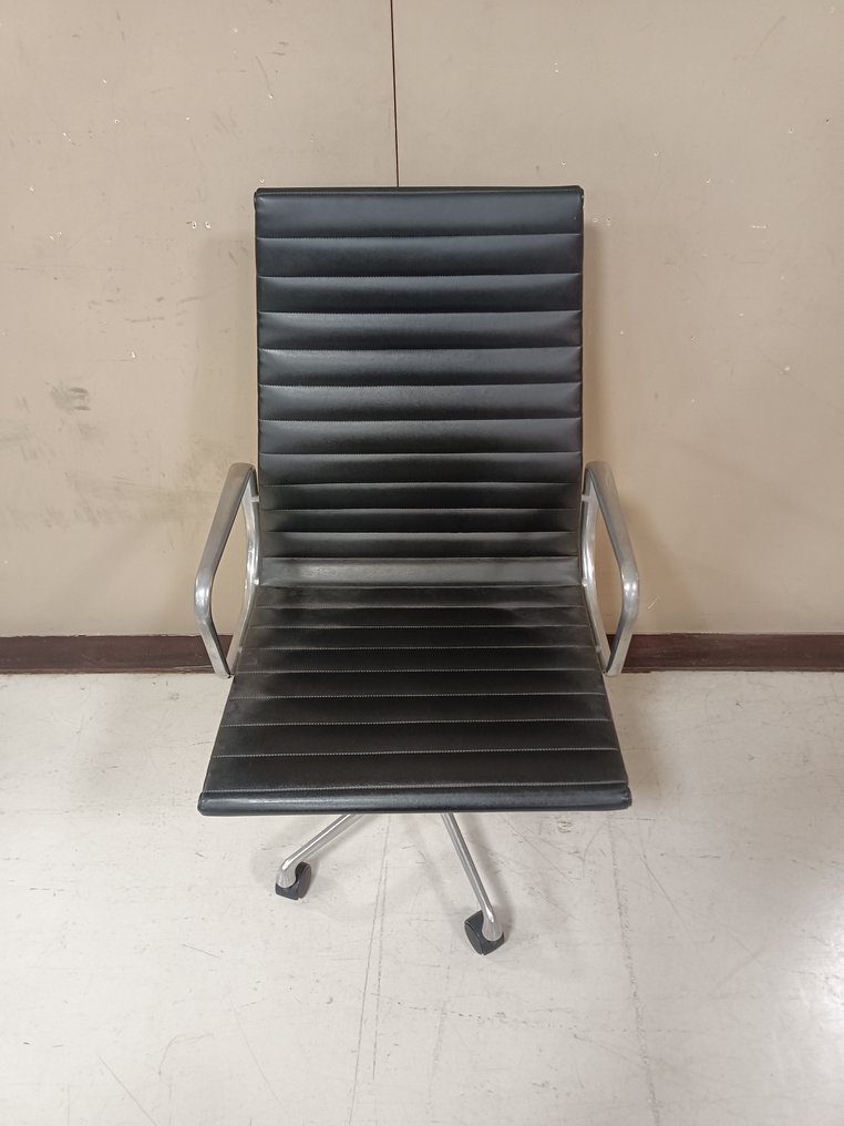 ICF - Charles & Ray Eames - 扶手椅 - EA 119 - 皮革, 鋁 #2.1