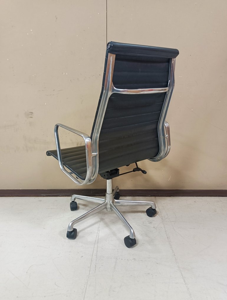 ICF - Charles & Ray Eames - 扶手椅 - EA 119 - 皮革, 鋁 #1.2