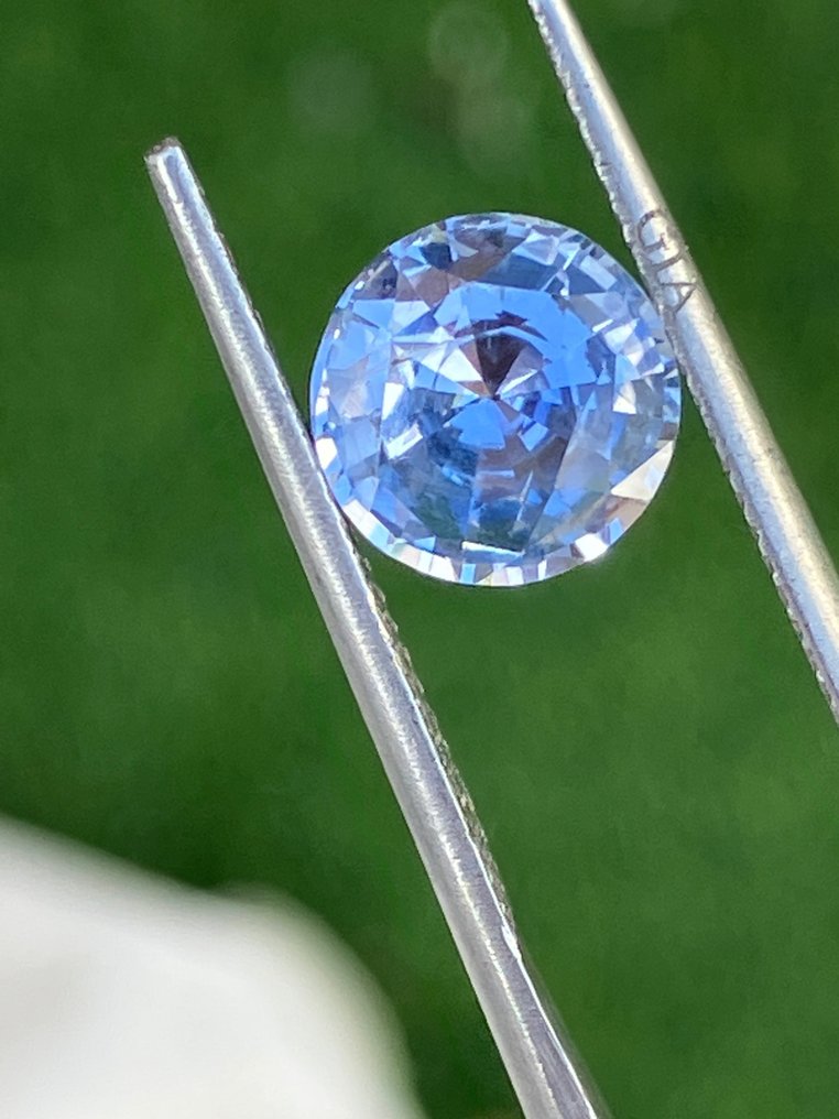 1 pcs  蓝色 蓝宝石  - 2.24 ct - 美国宝石研究院（GIA） #3.1