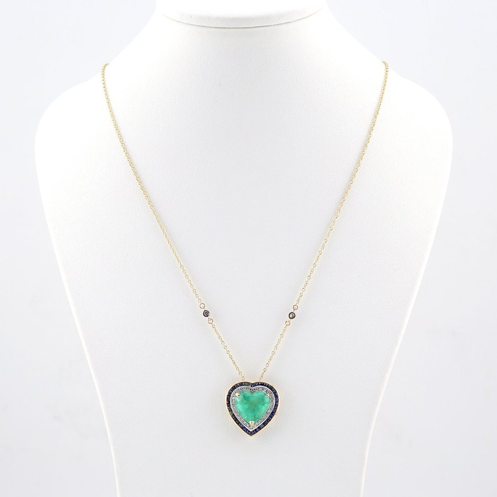 [Lotus Certified] - (Emerald) 5.31 Cts - (Sapphire) 0.87 Cts (29) Pcs - (Diamonds) 0.19 Cts (32) - 14 kt. Sárga arany - Nyaklánc #1.2