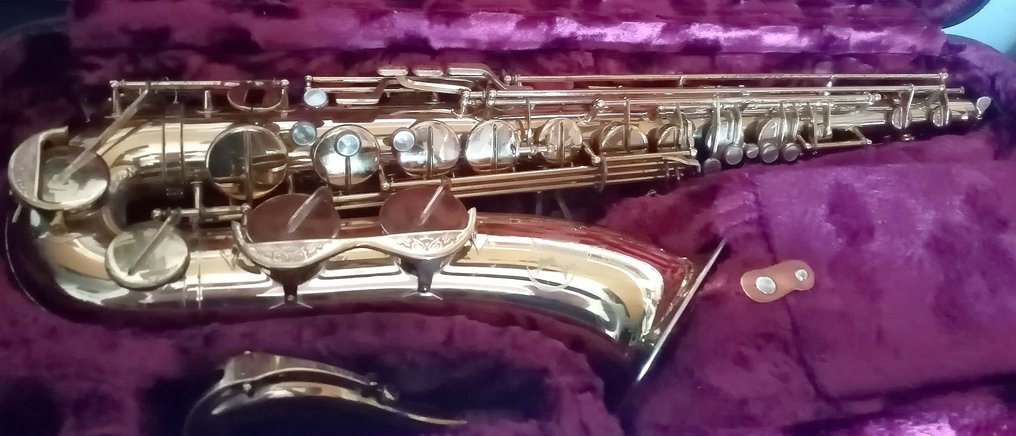 AMATI - Kraslice -  - Saksofon tenorowy - Czechy - 90 #1.1