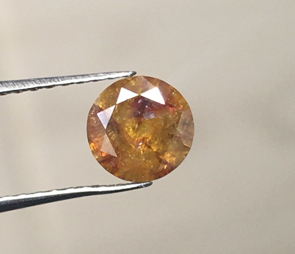 1 pcs Diament  (W kolorze naturalnym)  - 0.50 ct - okrągły - Fancy Brązowawy Żółty - I1 (z inkluzjami) - Raport gemmologiczny Antwerpia (GRA) #1.1