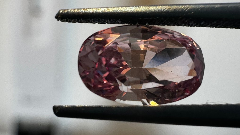 1 pcs  橙色, 粉色 蓝宝石  - 1.54 ct - 荷兰宝石鉴定所（NEL） #2.1