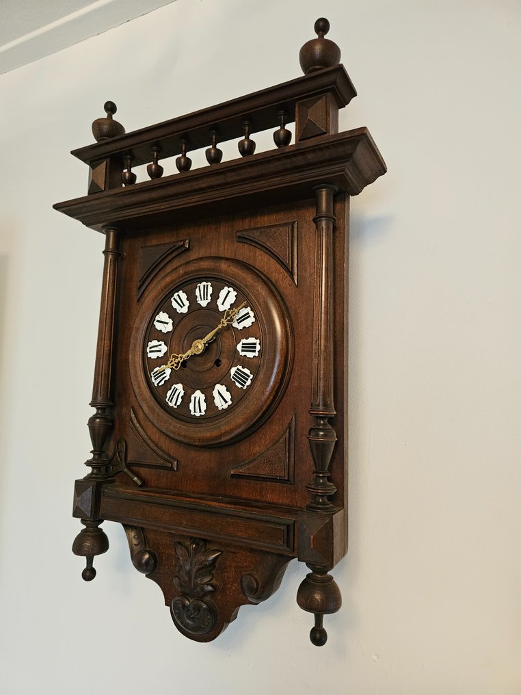 Wall clock -  Antique Wood - 1930-1940 #1.2