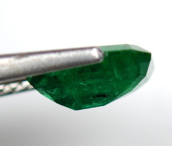 Green Emerald  - 3.23 ct - GRS (Gem Research Swiss Lab) #2.1
