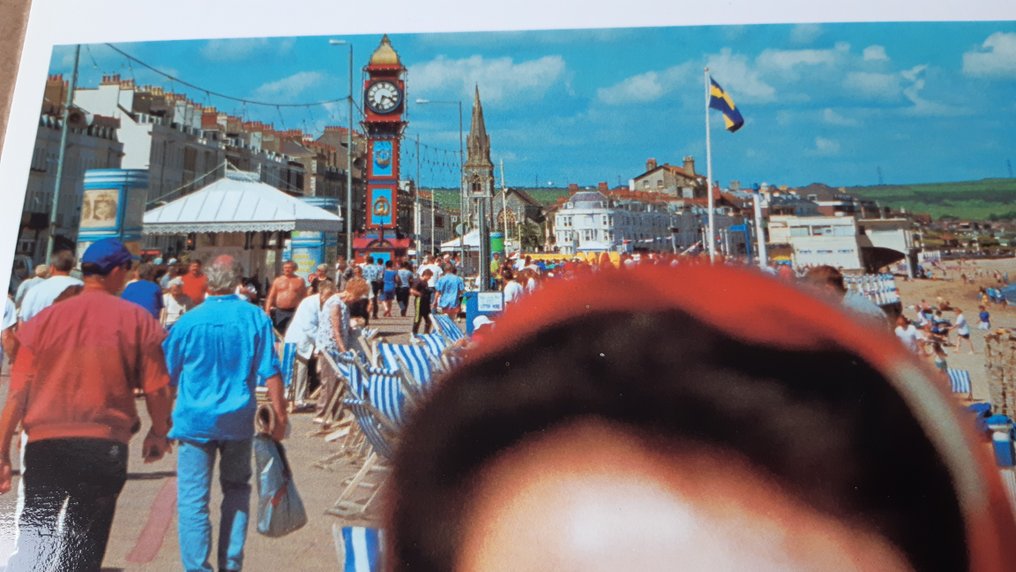Martin Parr (1952–) - Weymouth, England, 2000 #3.2