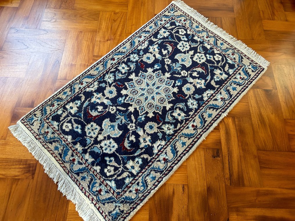 Nain - Carpet - 95 cm - 57 cm - With silk #1.1