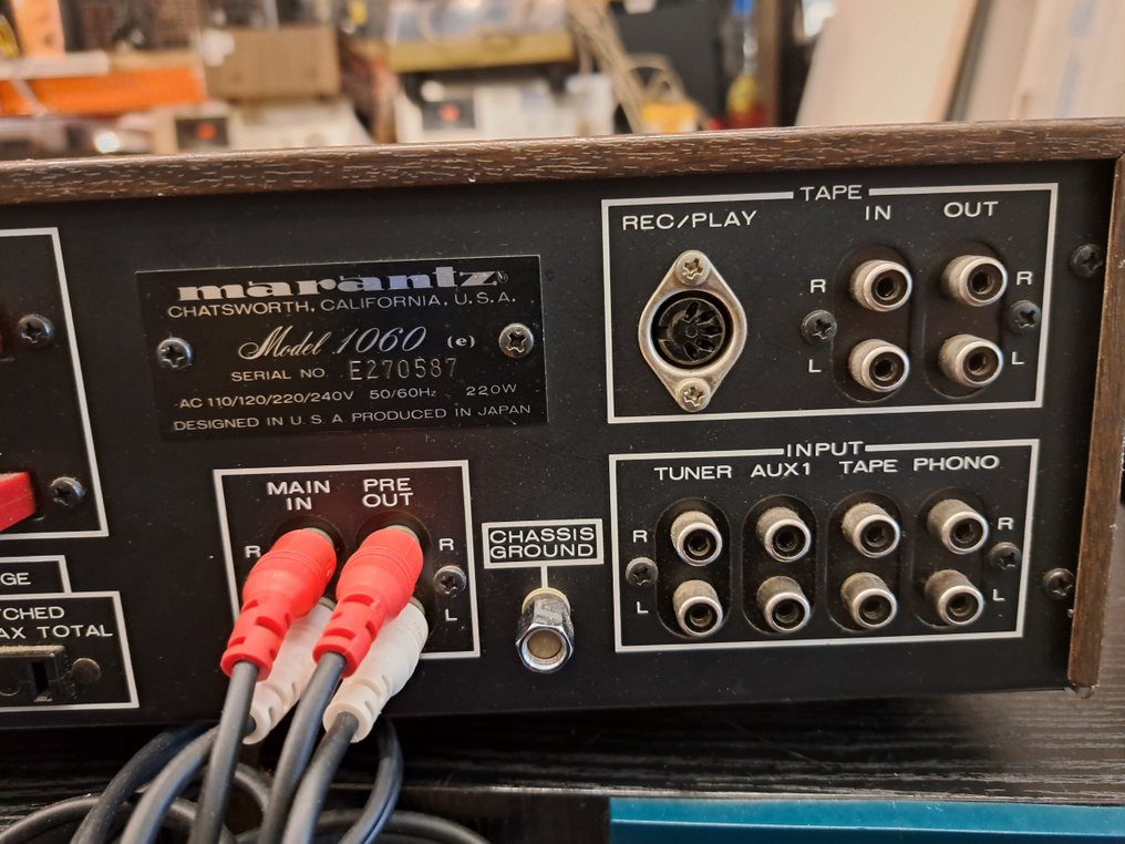 Marantz - Modello 1060 - Amplificatore integrato a stato solido #3.2