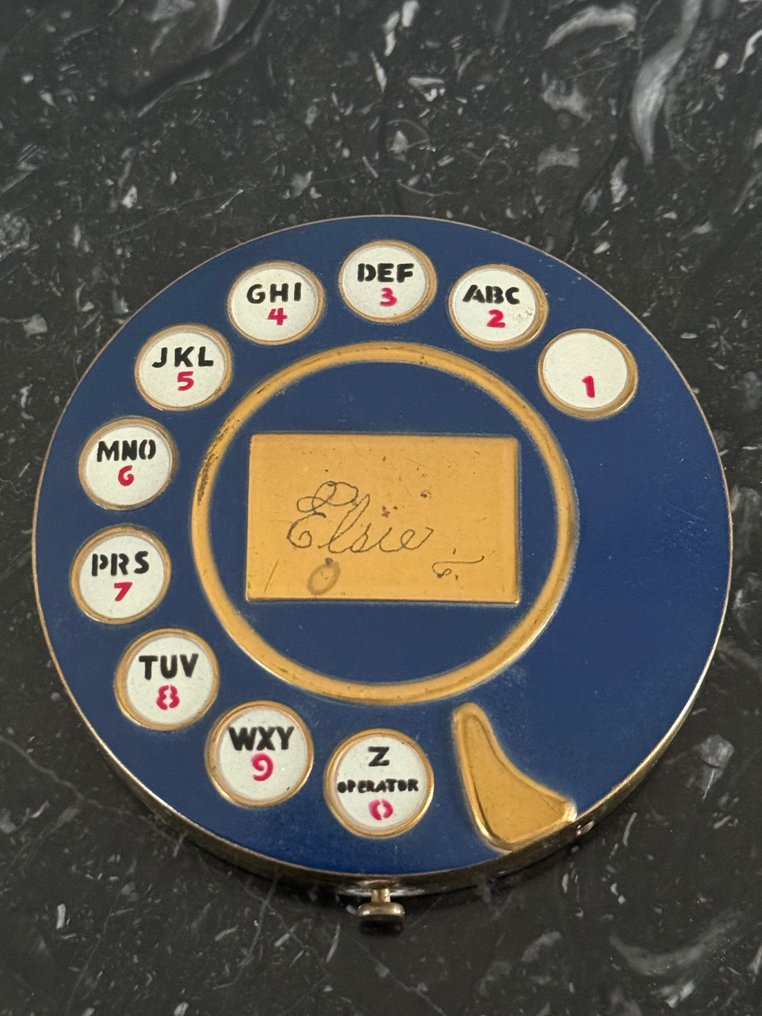 Salvador Dali (1904-1989) - Cadran de téléphone - Poudrier Schiaparelli #2.1