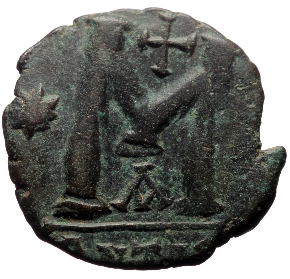 Imperium bizantyjskie. Justynian I (527-565 n.e.). Follis  (Bez ceny minimalnej
) #1.2