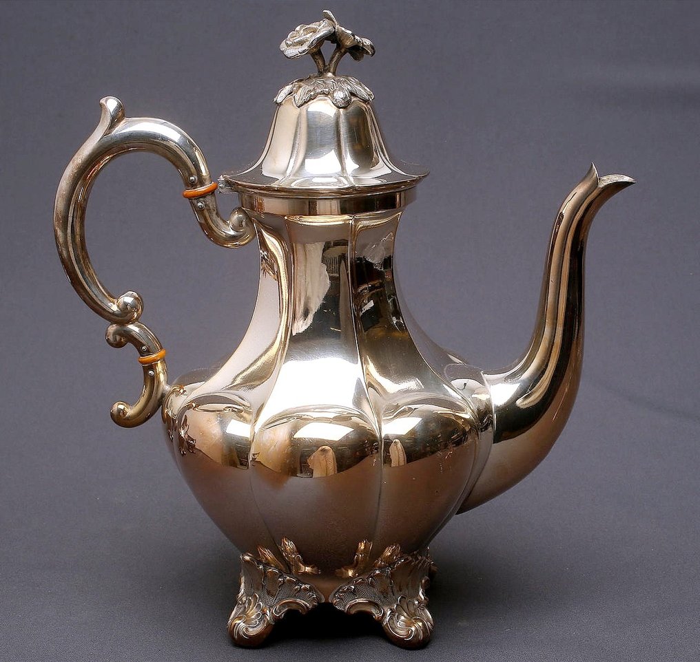 茶具 (3) - Timeless Splendor: Antique 1920s Swedish C.G. Hallberg Silver-Plated Tea Serving Set - A Testament - 镀银 #3.2