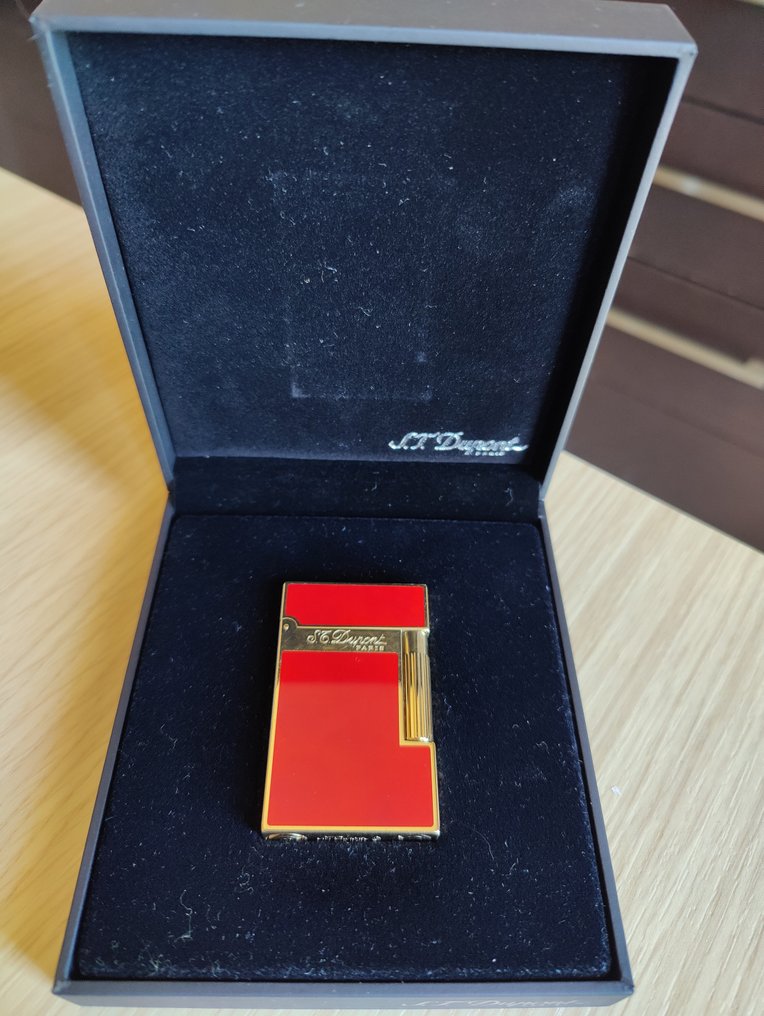 S.T. Dupont - Tändare - Gold-plated, Röd kinesisk lack #1.2