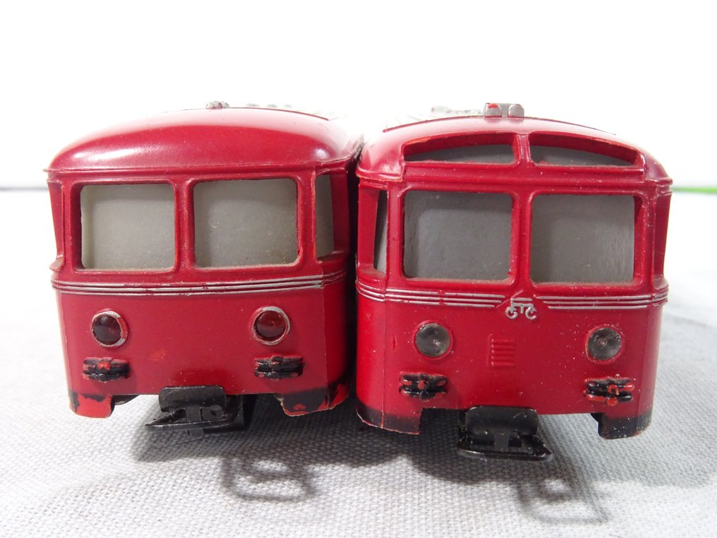 Märklin H0 - 3016/4018 - Unidad de tren (2) - Autobús ferroviario VT 95 y VB 95 - DB #3.2