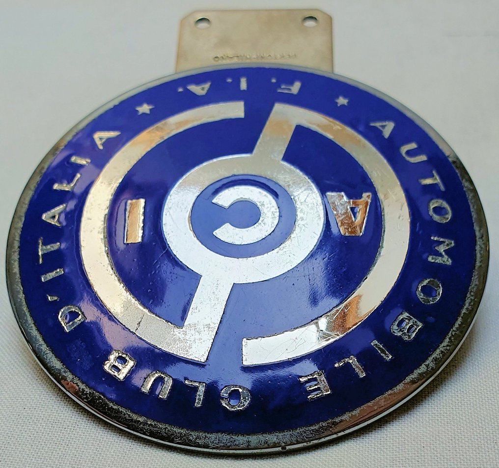 Badge - Grille Badge - Automobile Club D'Italia - Italy - 20th - mid (WW II) #3.2