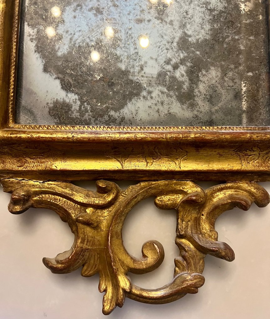 Vægspejl- Venetiansk spejl  - Udskåret og forgyldt træramme. antikt bladsølv spejl #2.1