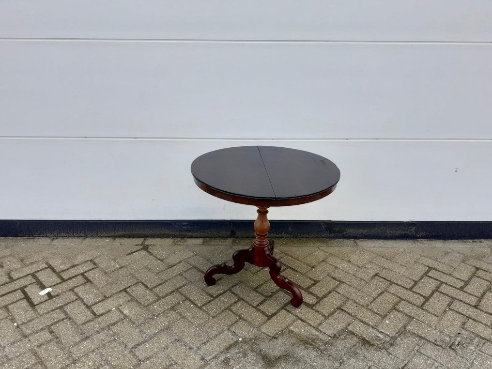 Asztal - mahagóni #1.1
