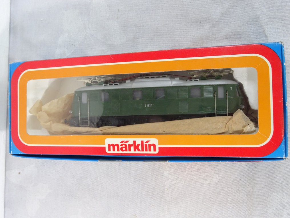 Märklin H0 - 3024.2 - 電氣火車 (1) - E18 35 - DB #2.2