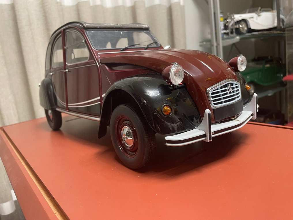 Altaya 1:8 - Miniatura de carro - Citroën 2 CV #2.2