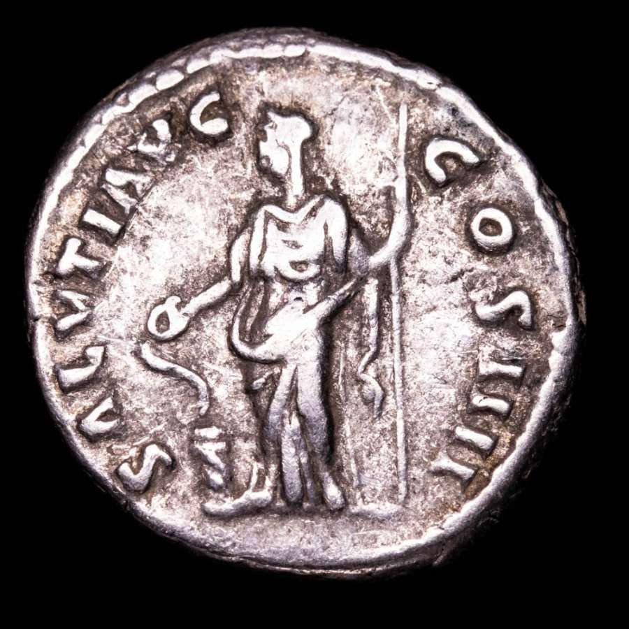 Romerska riket. Antoninus Pius (AD 138-161). Denarius Rome mint 159-160 A.D. SALVTI AVG COS IIII  (Utan reservationspris) #1.2