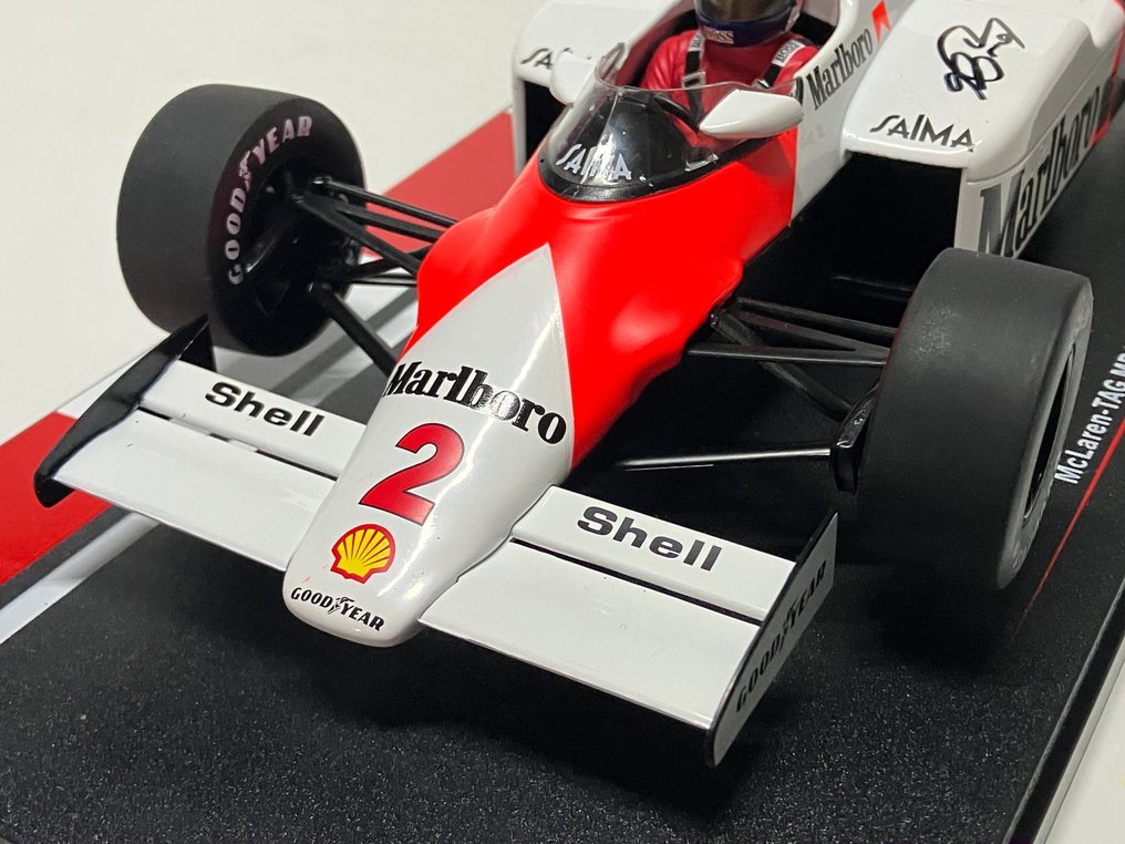 Mclaren - Monacos Grand Prix - Alain Prost - 1985 - Skala 1/18 model bil  #2.2