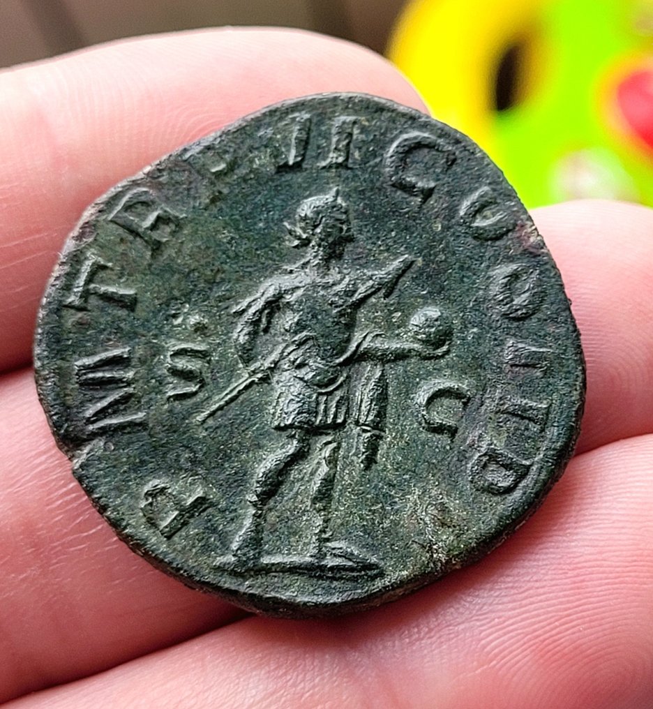 Rooman imperiumi. Gordian III (238-244). Sestertius Rome - Emperor in military dress holding glob #2.1
