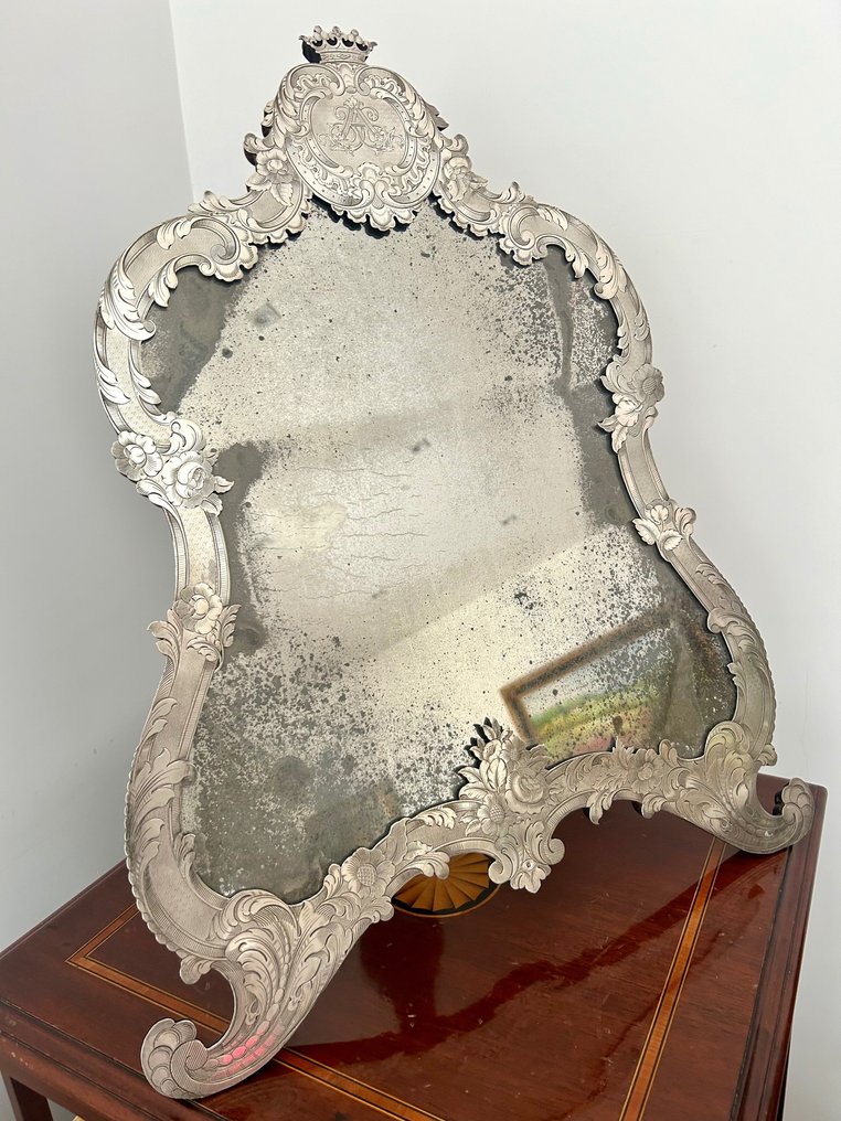 Grande e Antico Specchio al mercurio cesellato - Lustro stołowe  - Drewno, Srebro #2.1