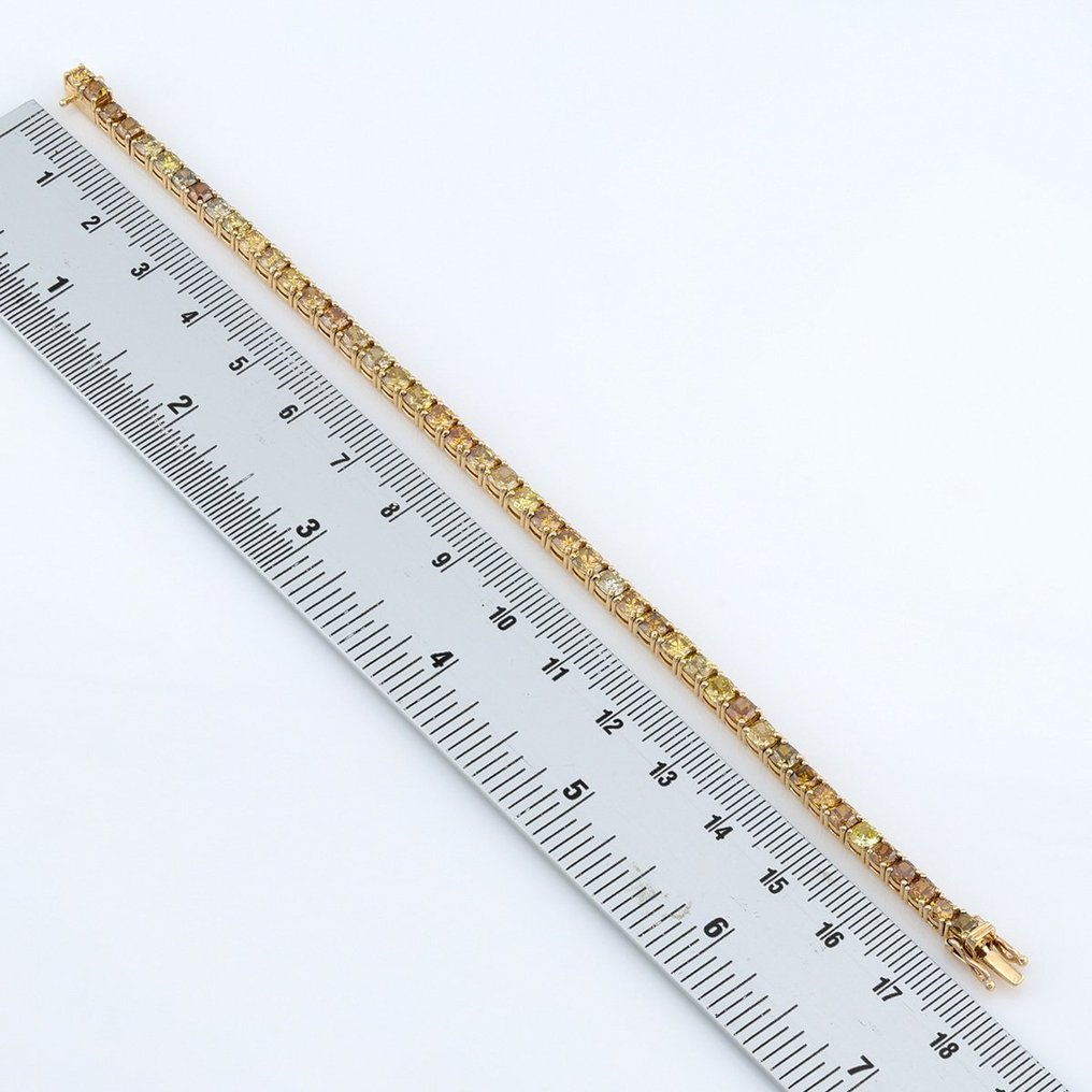(IGI Certified) - (Diamond) 10.27 Cts (45) Pcs - Armband - 14 kt Gult guld #2.1
