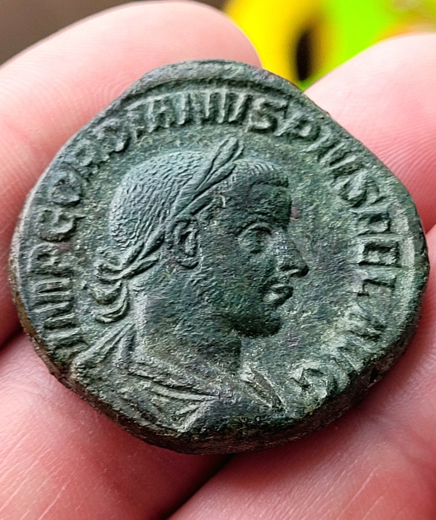 Cesarstwo Rzymskie. Gordian III (AD 238-244). Sestertius Rome - Emperor in military dress holding glob #1.1