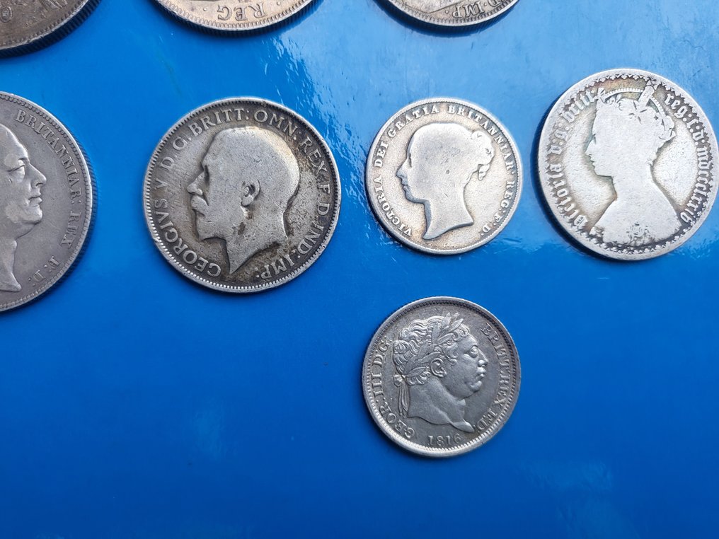 Iso-Britannia. A Collection of 11x British Silver Coins, CHOICE SELECTION #2.2