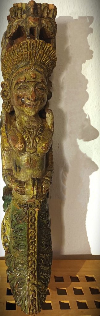 Statues sculptées à la main d'un musicien céleste - Bois - Inde - début du 20ème siècle #1.2