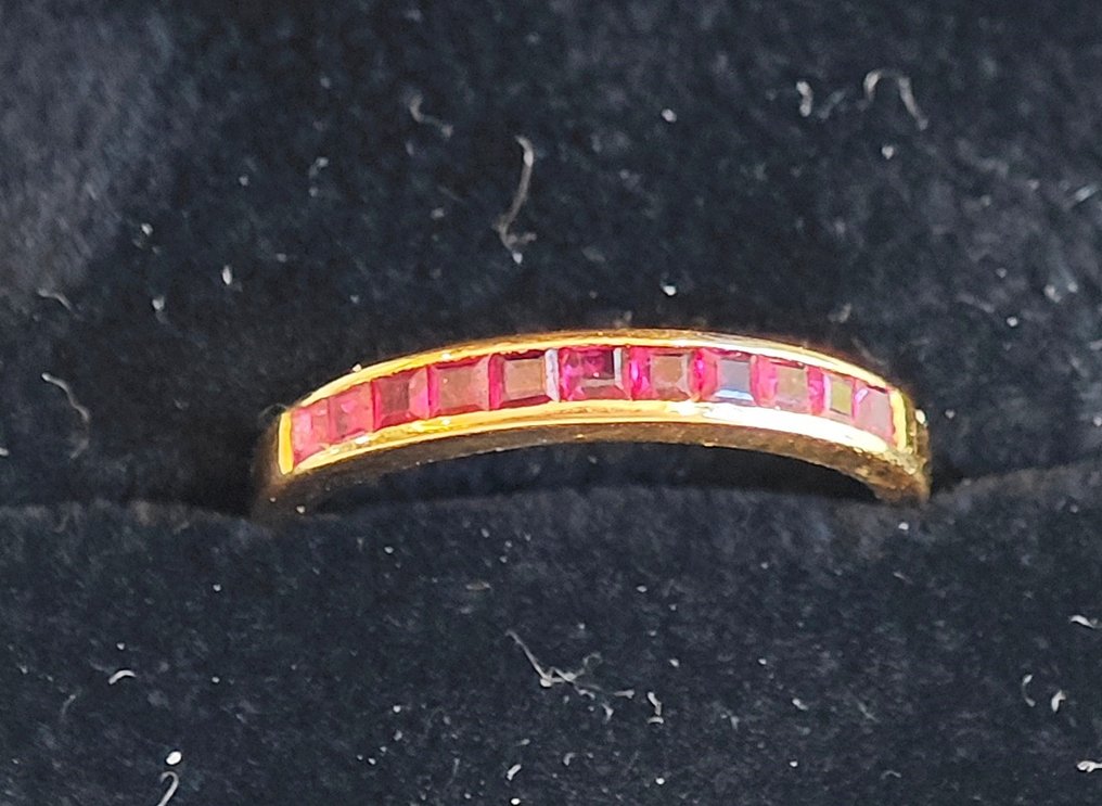 Ring - 18 kt. Yellow gold Ruby #2.1