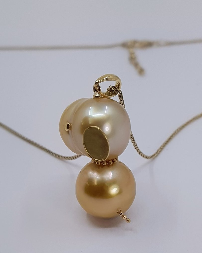 Necklace with pendant - 18 kt. Yellow gold - Dog - South Sea Pearls #2.1