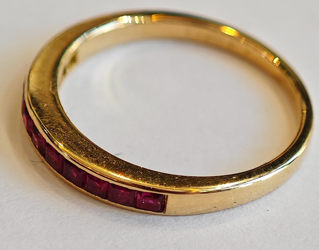 Ring - 18 kt. Yellow gold Ruby #3.1