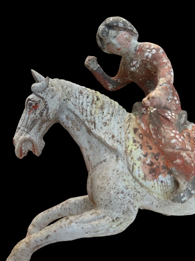 ChinezÄƒ AnticÄƒ, Dinastia Tang TeracotÄƒ Jucător de polo cu test TL de la QED Laboratoire. 35 cm lat. - 26 cm #1.1