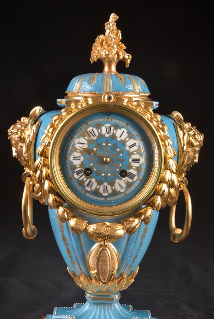 Óra és garnitúra szett  (3) -   - Sevre porcelán - 1850-1900 #2.2