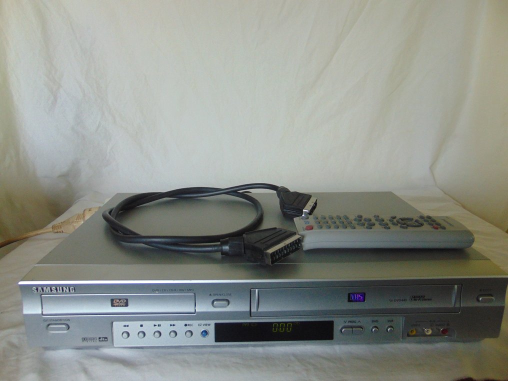 Samsung SV-DVD440 Videokamera/felvevő S-VHS-C #1.1