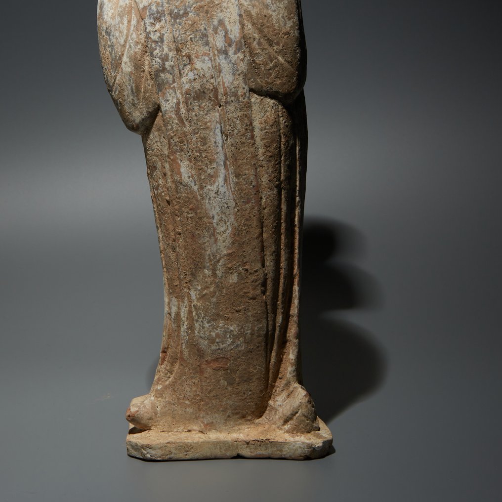 Chino antiguo, dinastía Tang Alfarería Figura de una Señora Gorda. 34 cm de altura. #2.1