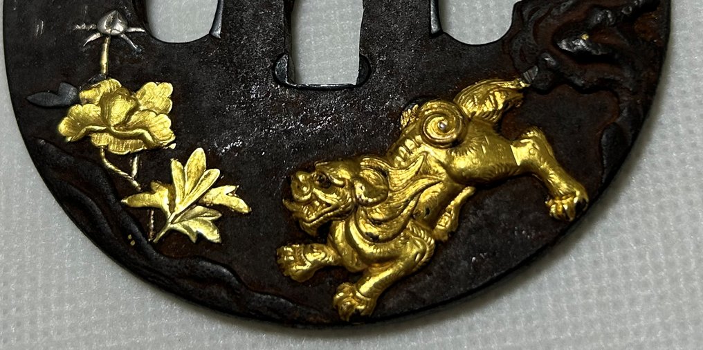 Tsuba antică de fier cu aur și argint - Argint, Aur, Fier (turnat/forjat) - Japonia - Edo Period (1600-1868) #3.1